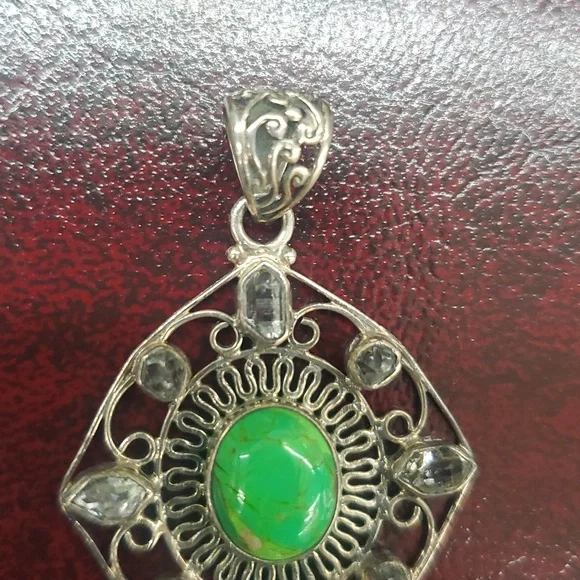 Mohave Green natural oval Turquoise 925 Sterling Silver Pendent , Tested - Picture 5 of 13
